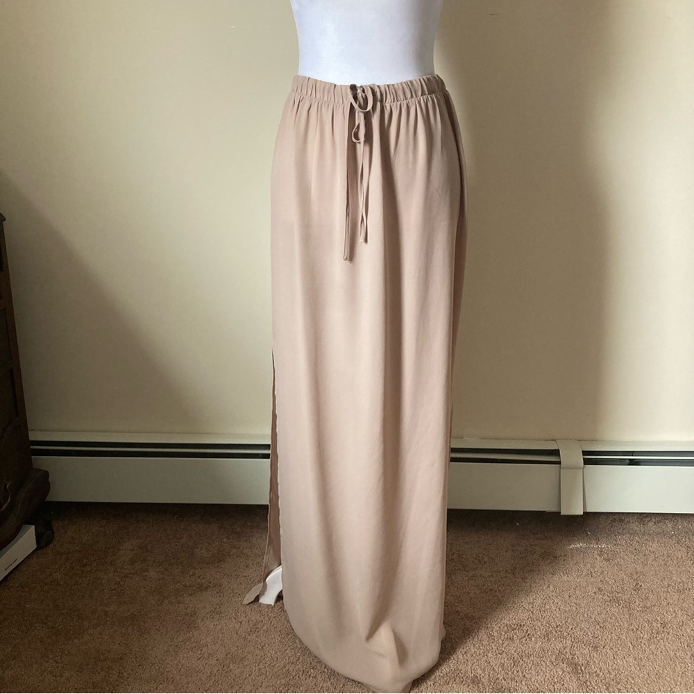 Forever 21 Tan Maxi Skirt